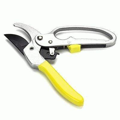 картинка Секатор 20,5см усиленный, сталь/ручки алюм, храп.механизм 682151 магазин Одежда+ являющийся официальным дистрибьютором в России 