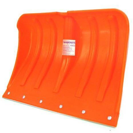 картинка Лопата снег. Камчатка 3 NG 45*33 б/ч пластик.оранжевая с оцинк.клеп.планкой Б00253 магазин Одежда+ являющийся официальным дистрибьютором в России 