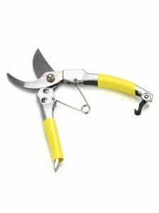 картинка Секатор 19см гальв.покрыт., сталь, ручки алюм.  682145 магазин Одежда+ являющийся официальным дистрибьютором в России 