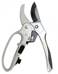 картинка Секатор с храповым механизмом и алюм.ручками HC001R (ТехЭкс) 06-066 магазин Одежда+ являющийся официальным дистрибьютором в России 