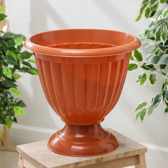 картинка Кашпо Жасмин 12л коричневый низкая ножка БШ1557 (Альтернатива)  магазин Одежда+ являющийся официальным дистрибьютором в России 