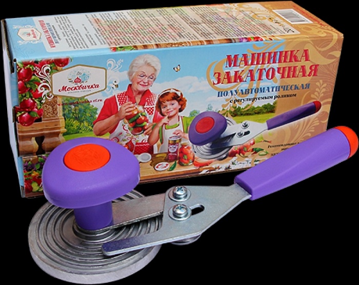 картинка Машинка закаточная Москвичка улитка в коробке магазин Одежда+ являющийся официальным дистрибьютором в России 