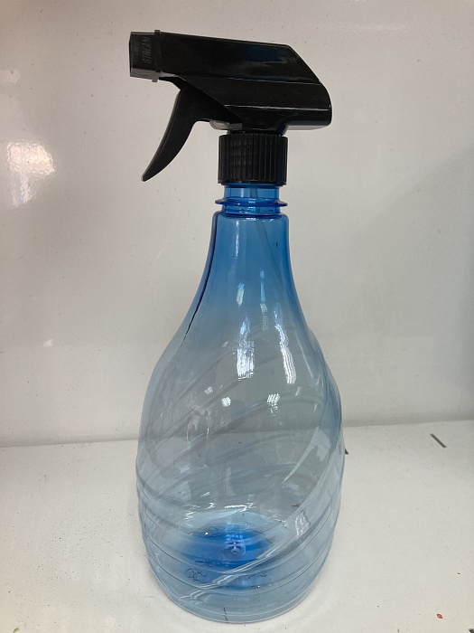 картинка Опрыскиватель 1л голубой с черным тригером (Домен) 3/30 магазин Одежда+ являющийся официальным дистрибьютором в России 