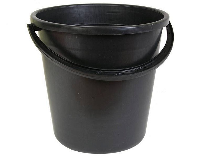 картинка Ведро 12л Кубань черное усиленное (АгроП) магазин Одежда+ являющийся официальным дистрибьютором в России 