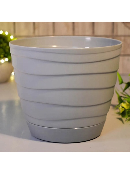 картинка Кашпо Бриз с/п 0,7л серый (Радиан) магазин Одежда+ являющийся официальным дистрибьютором в России 