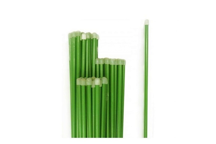 картинка Колышки "Эксперт" 1,5м в ПВД д10мм комплект 10шт (ЛамаТ) магазин Одежда+ являющийся официальным дистрибьютором в России 