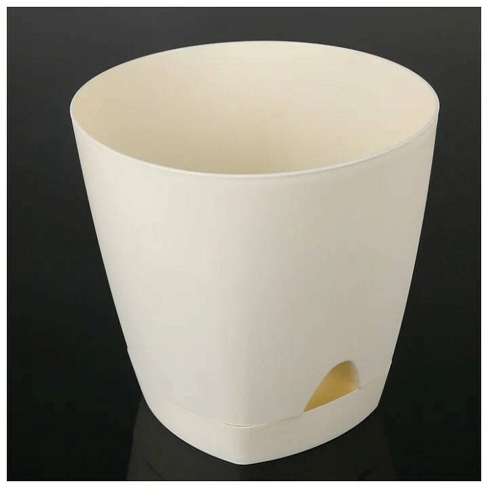 картинка Кашпо Амстердам 4л сливочный (Пластик Репаблик) магазин Одежда+ являющийся официальным дистрибьютором в России 